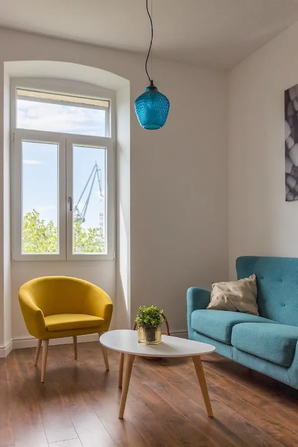Bu2 Pula Studio Apartment Croatia
