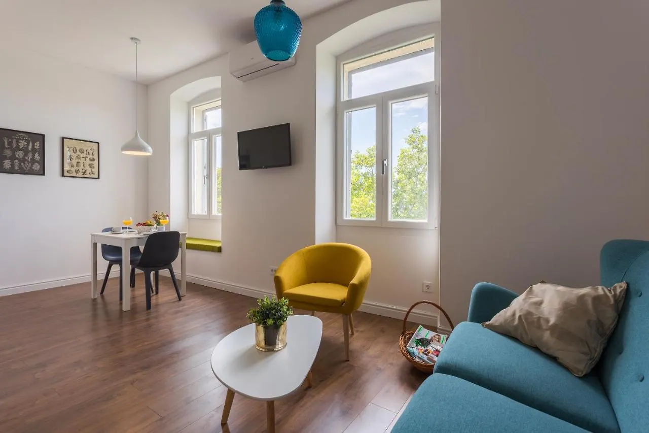Bu2 Pula Studio Apartment